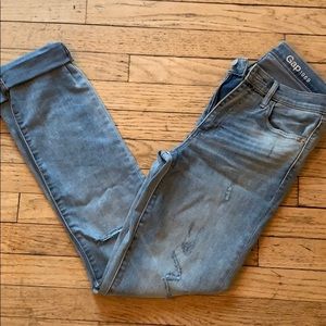 Resolution slim straight by Gap!